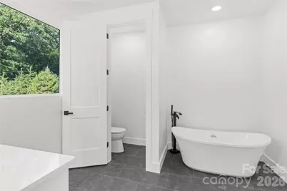 1207 39th Avenue NE, Hickory, NC 28601 - Photo 28