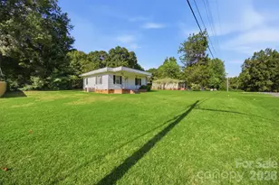 615 Westway Dr, Gastonia, NC 28054 - Photo 2