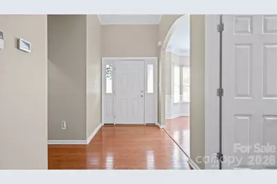 2429 Oakdale Creek Lane, Charlotte, NC 28216 - Photo 4