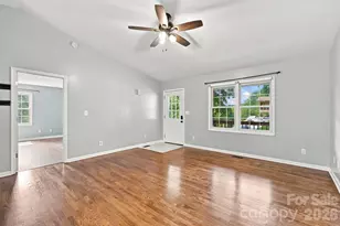 16 Westwood Dr, Candler, NC 28715 - Photo 10