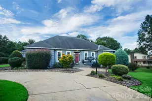 1808 Country Garden Dr, Shelby, NC 28150 - Photo 2