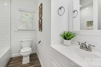 113 N Smallwood Place, Charlotte, NC 28216 - Photo 14