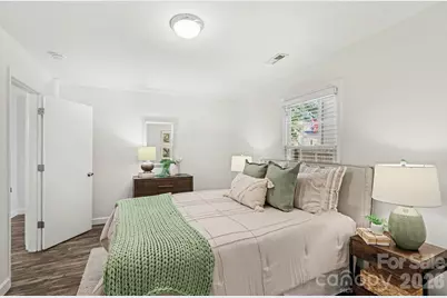 113 N Smallwood Place, Charlotte, NC 28216 - Photo 8