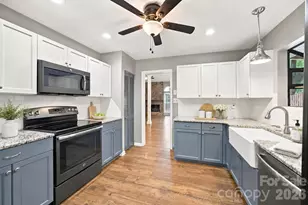 7134 Forest Hills Dr, Denver, NC 28037 - Photo 8