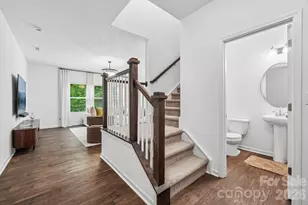 329 Wildmore Wy, Charlotte, NC 28214 - Photo 6