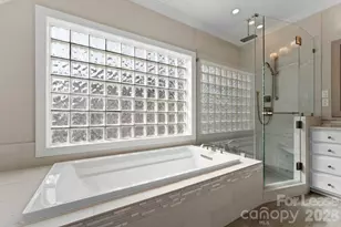 2134 Glade Hill Rd, Charlotte, NC 28270 - Photo 32