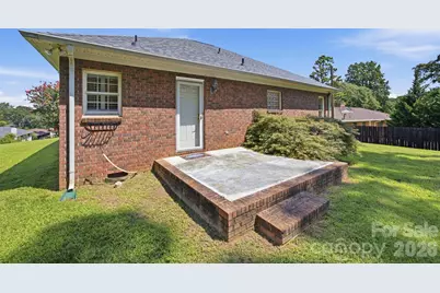 211 Peachtree Street, Belmont, NC 28012 - Photo 22