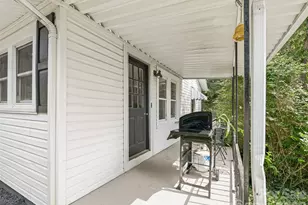 6 Bradford Cir, Candler, NC 28715 - Photo 4