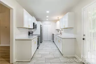 201 Polly Collins Ct, Fort Mill, SC 29715 - Photo 8