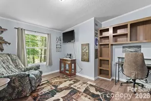 122 Fallswood Ct, Hendersonville, NC 28739 - Photo 8