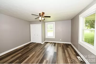 1632 C Avenue SE, Hickory, NC 28602 - Photo 6