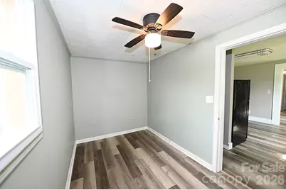 1632 C Avenue SE, Hickory, NC 28602 - Photo 16