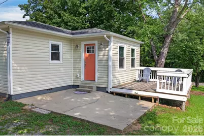 713 Wilmont Street SW, Lenoir, NC 28645 - Photo 8