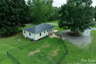 713 Wilmont St SW, Lenoir, NC 28645 - Photo 44