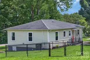 713 Wilmont St SW, Lenoir, NC 28645 - Photo 10