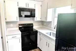 916 W 5th Ave, Lexington, NC 27292 - Photo 8