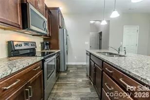 2628 Courtland Dr, Clover, SC 29710 - Photo 12