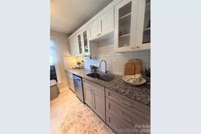 8093 Regent Park Lane, Charlotte, NC 28210 - Photo 2
