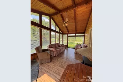 189 Old Nc 181 Highway, Newland, NC 28657 - Photo 2
