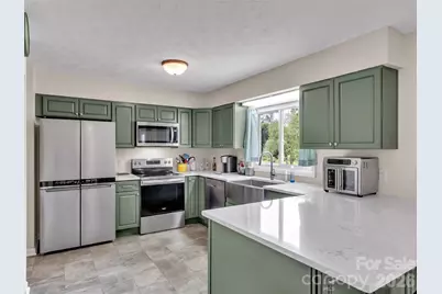 693 Monte Vista Road, Candler, NC 28715 - Photo 10