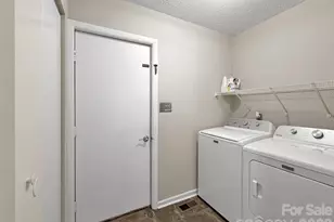 693 Monte Vista Rd, Candler, NC 28715 - Photo 22