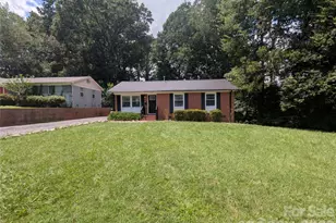 1814 Windham Pl, Charlotte, NC 28205 - Photo 2