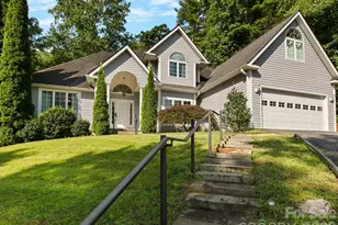 306 Golden Hawk Trail, Asheville, NC 28805 - Photo 2