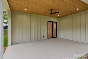 25 Copper Mill Ct, Candler, NC 28715 - Photo 32
