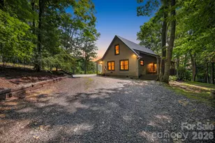 1416 Indian Lake Dr, West Jefferson, NC 28694 - Photo 2