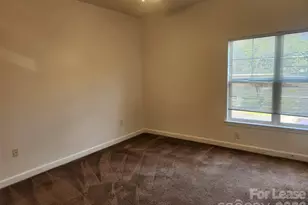 10522 Hill Point Ct, Charlotte, NC 28262 - Photo 14
