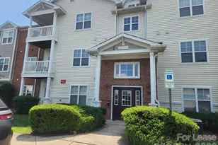 10522 Hill Point Ct, Charlotte, NC 28262 - Photo 2