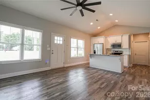 1041 Cleveland Ave, Grover, NC 28073 - Photo 4