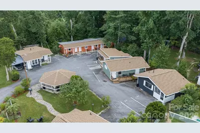 1510 Greenville Highway, Hendersonville, NC 28792 - Photo 8