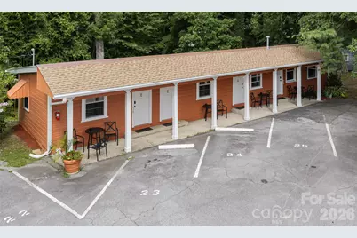 1510 Greenville Highway, Hendersonville, NC 28792 - Photo 16
