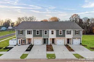 4611 Green Drake Dr, Charlotte, NC 28269 - Photo 1