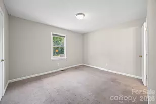 195 Moda Rd, Blacksburg, SC 29702 - Photo 12