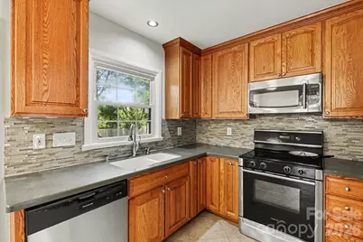 3846 Barclay Downs Drive, Charlotte, NC 28209 - Photo 14
