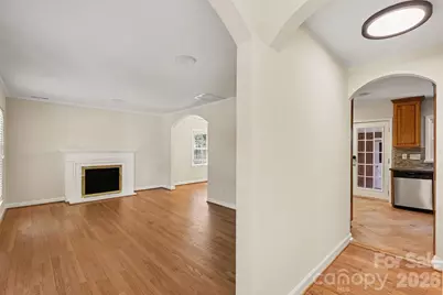 3846 Barclay Downs Drive, Charlotte, NC 28209 - Photo 6
