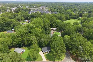 2700 Ravencroft Dr, Charlotte, NC 28208 - Photo 24