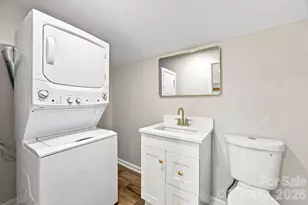 2700 Ravencroft Dr, Charlotte, NC 28208 - Photo 20