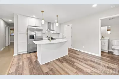 2700 Ravencroft Drive, Charlotte, NC 28208 - Photo 6