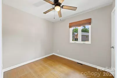 2700 Ravencroft Drive, Charlotte, NC 28208 - Photo 12