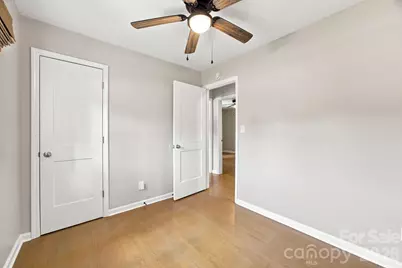 2700 Ravencroft Drive, Charlotte, NC 28208 - Photo 14