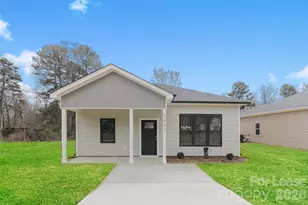 5417 Skycrest Dr, Charlotte, NC 28269 - Photo 1