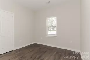 5417 Skycrest Dr, Charlotte, NC 28269 - Photo 12