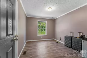318 Souther Rd, Fletcher, NC 28732 - Photo 6