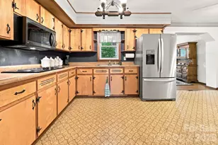 28 R and K Dr, Waynesville, NC 28786 - Photo 8