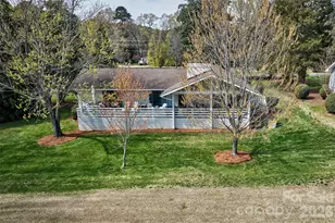 27 Apple Orchard Ln, Lake Wylie, SC 29710 - Photo 34