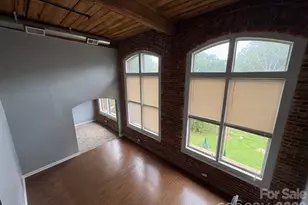 201 S Hoskins Rd, Charlotte, NC 28208 - Photo 22