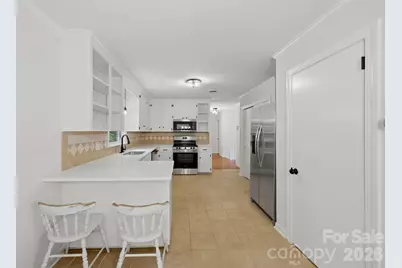 401 S East End Avenue, Statesville, NC 28677 - Photo 16